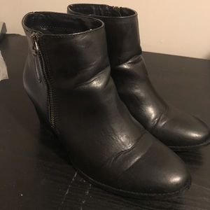 Leather heeled booties